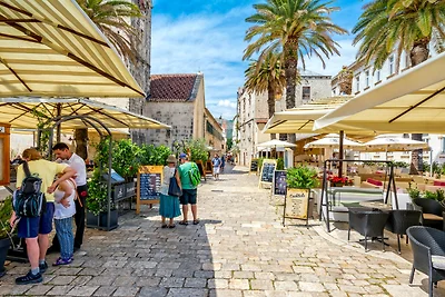 Ferienwohnung mit Terrasse und Grill