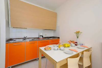 Ferienwohnung mit Klimaanlage, Balkon und