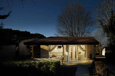 Bungalow mit Aussenpool