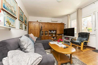 Ferienwohnung mit Terrasse und Grill