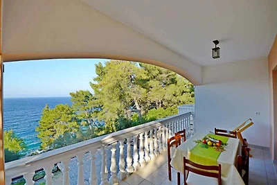 Ferienhaus mit Balkon und Meerblick