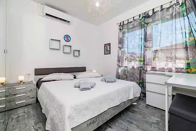 Ferienwohnung mit Balkon und einem wunderschö