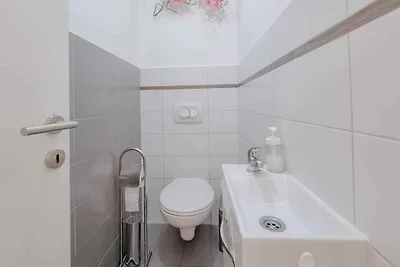 Ferienwohnung mit Klimaanlage, WLAN, schöne T