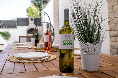 Ferienhaus mit Klimaanlage und Aussenpool