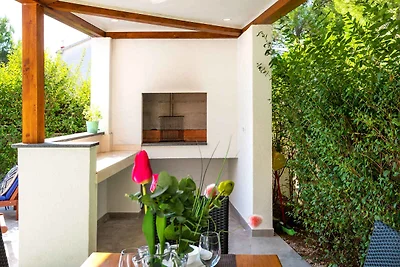 Ferienhaus mit Klimaanlage und Aussenpool