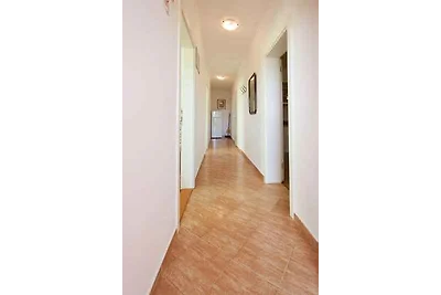 Ferienwohnung mit Klimaanlage und Grill