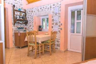 Ferienhaus auf einer Insel am Wasser