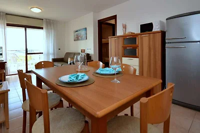 Ferienwohnung mit Klimaanlage, Balkon und