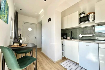 Studio mit Balkon