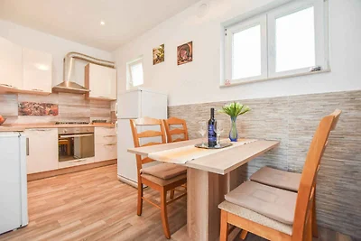 apartman za odmor Obiteljski odmor Turanj