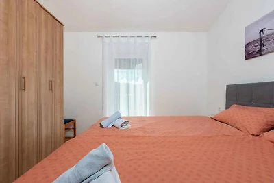 Ferienhaus mit Klimaanlage und Pool