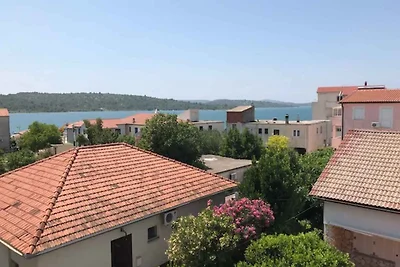Appartamento Vacanza con famiglia Pirovac