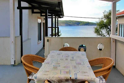 Gemütliche Ferienwohnung Gorišek mit Meerblic