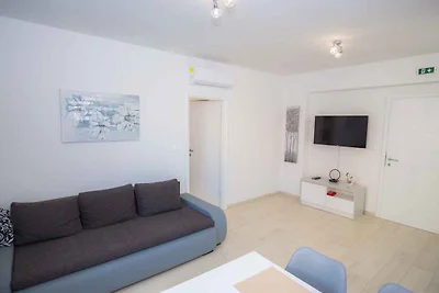 Ferienwohnung mit Klimaanlage direkt an der