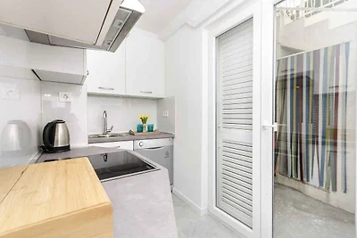 Ferienwohnung mit Terrasse, Klimaanlage und