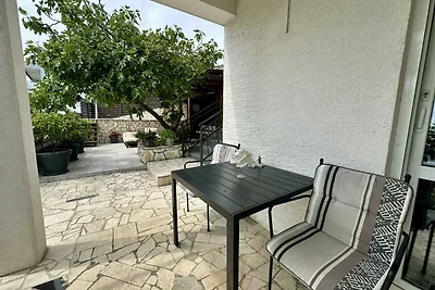 Studio mit Meerblick und Pool