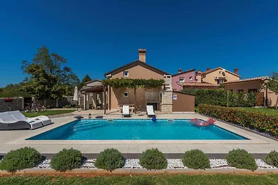 Villa mit Privatpool