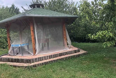 Ferienhaus mit Pool, Klima und moderner