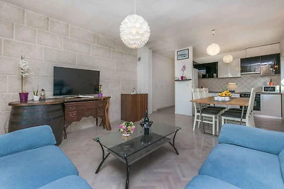Ferienwohnung mit Balkon und Meerblick
