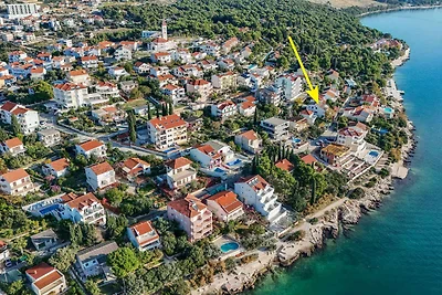 Ferienwohnung mit Pool und Meerblick