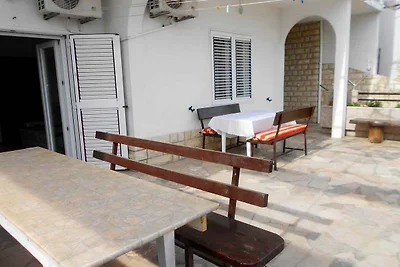 Ferienwohnung mit Klimaanlage und Meerblick