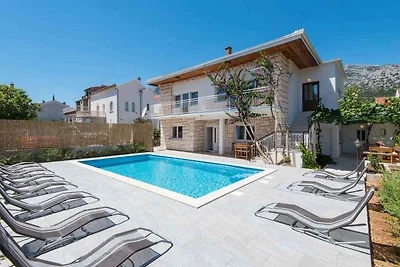 Ferienhaus mit Aussenpool