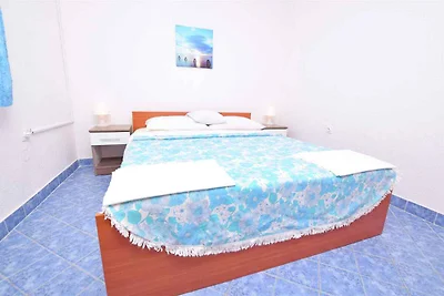 Ferienwohnung mit Terrasse, Klimaanlage und