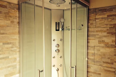 Ferienwohnung mit Schwimmbad und kleinem