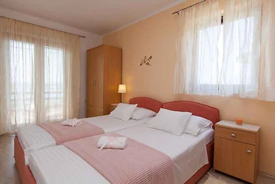 Appartamento Vacanza con famiglia Jadranovo