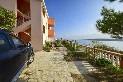 Ferienwohnung mit Terrasse