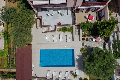 Ferienwohnung mit Aussenpool und Meerblick