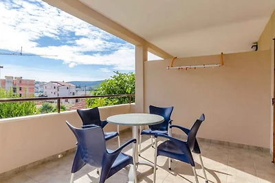 Ferienwohnung mit Swimmingpool und Balkon