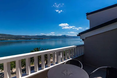 Ferienwohnung mit Balkon und Meerblick