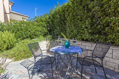 Ferienwohnung Mit Meerblick und Terasse