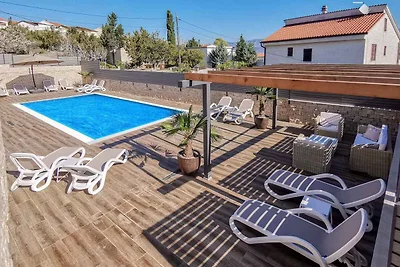 Ferienwohnung mit Aussenpool