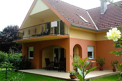 Ferienhaus direkt neben dem Strand mit Aussic