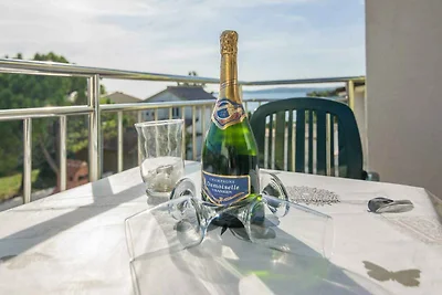 Ferienwohnung mit Klimaanlage und Meerblick