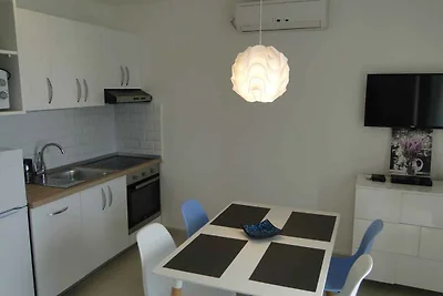 Ferienwohnung mit einen Balkon und Meerblick