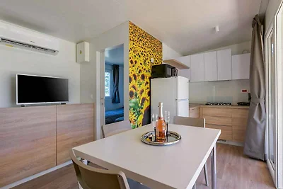 Mobilehome mit Terrasse am Pool