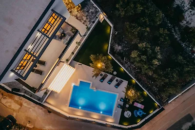 Traumhafte Villa in Vinišće mit eigenem Pool 