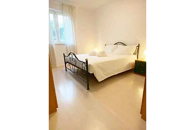 Ferienwohnung mit Klimaanlage und Terrasse