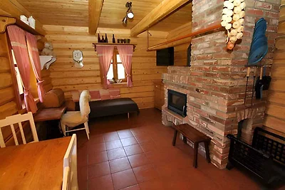 Ferienhaus mit Aussenpool und Internet