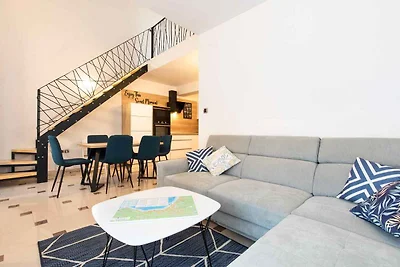 Ferienwohnung mit zwei Etagen und im neuen Te