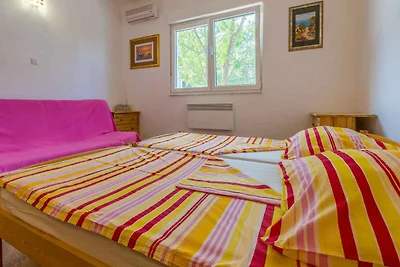 Ferienwohnung mit Klimaanlage und Aussenpool