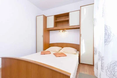 Ferienwohnung mit Balkon und Grill