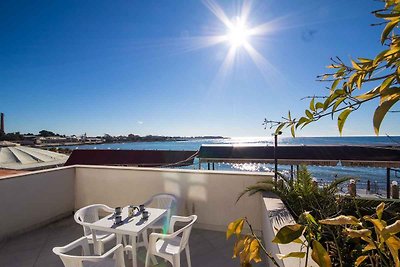 Ferienwohnung direkt am Meer, modern