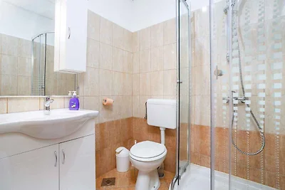 Ferienwohnung mit Pool und Meerblick