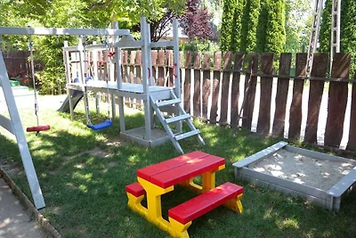 Ferienwohnung mit Swimmingpool und Klimanlage