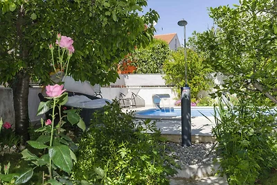 Apartments Ljubica – Eine ruhige Oase mit Mee