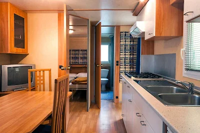 Mobilehome mit Parkplatz